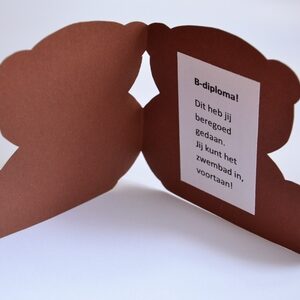 Dubbele kaart "Beer" met gedicht YML 2027 "B-diploma"