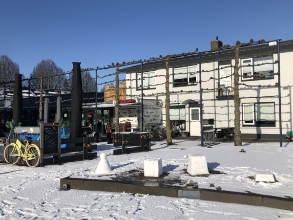 Sneeuwsculptuur 'Durf te blijven spelen' - Afbeelding 4